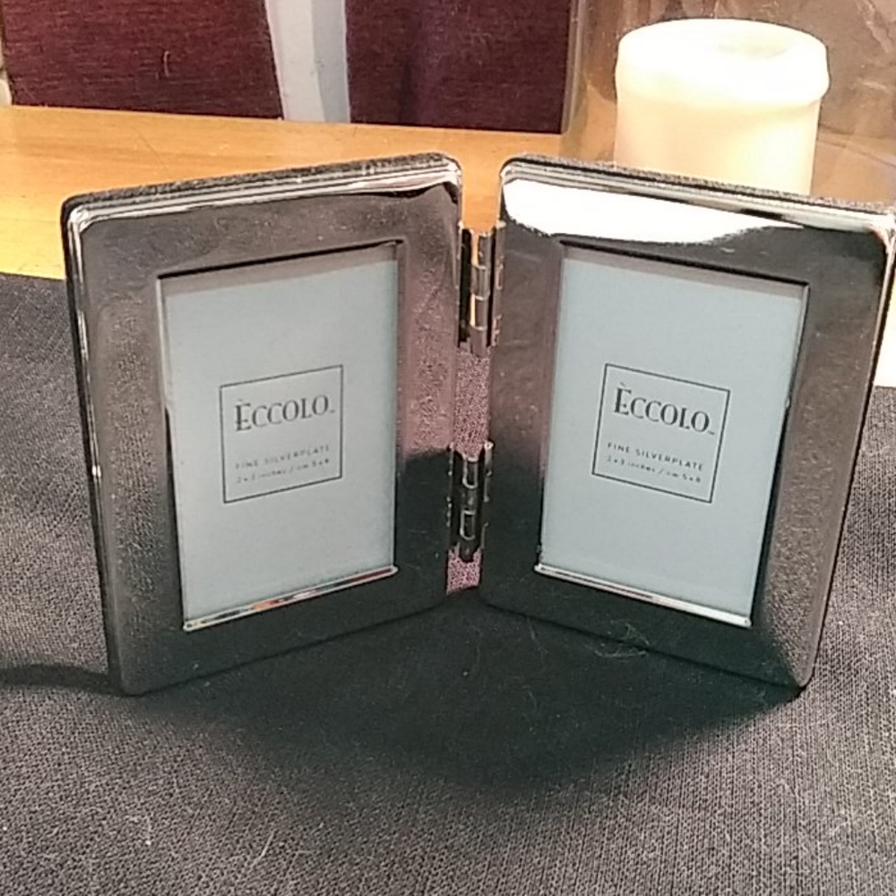 Eccolo hinged frame